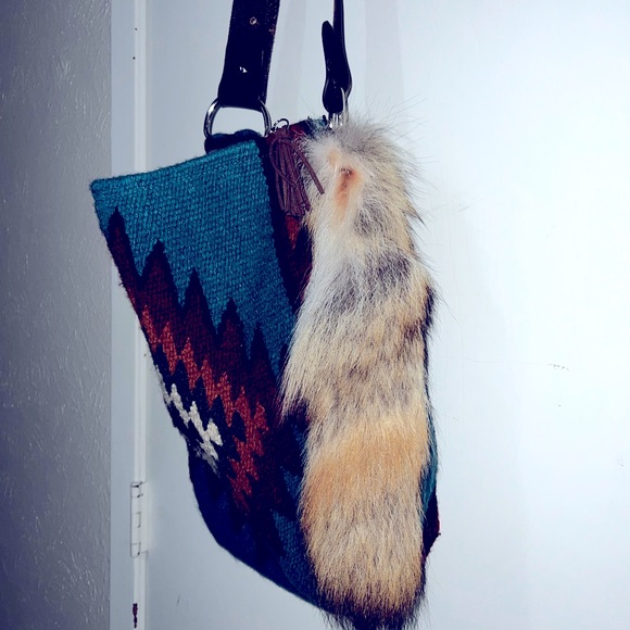 Saddle Blanket Shoulder Bag - Picture 3 of 12